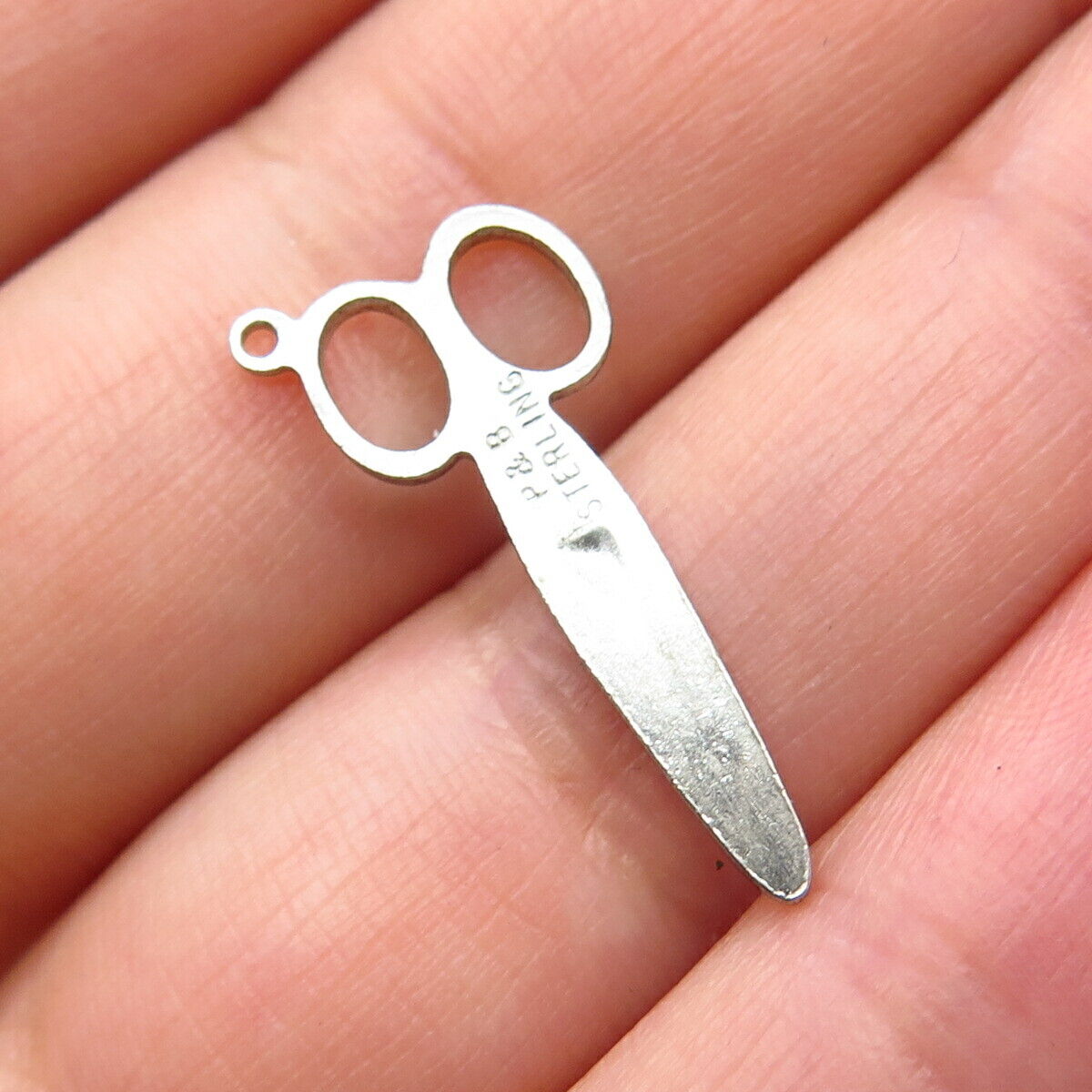 925 Sterling Silver Vintage Scissors Pendant