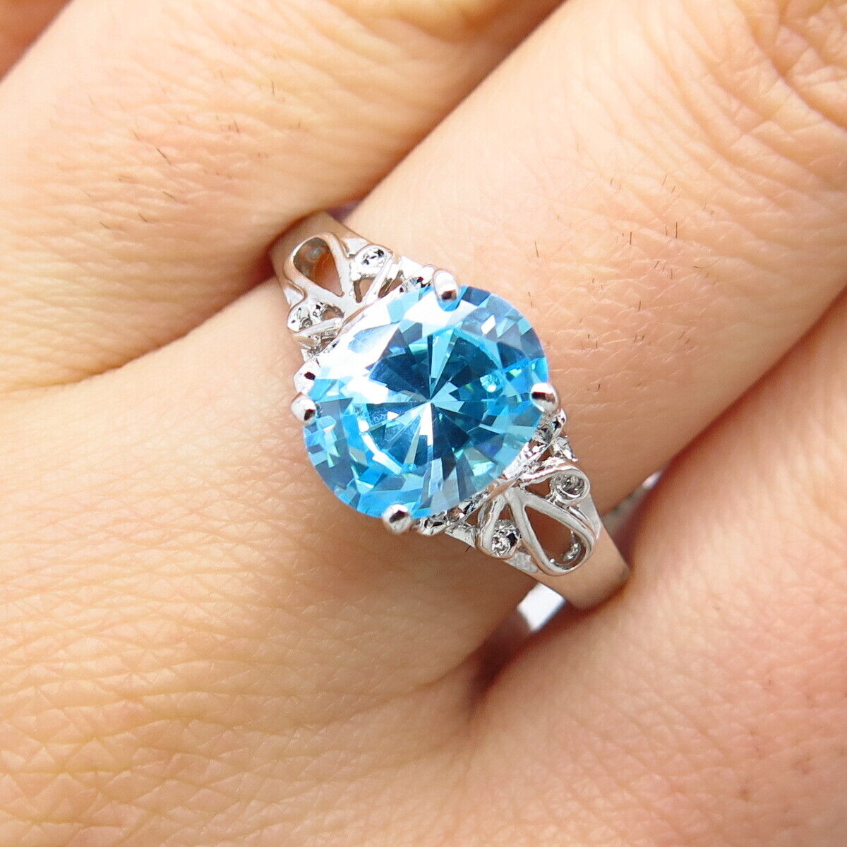 925 Sterling Silver Blue Topaz-Tone C Z Ring Size 10