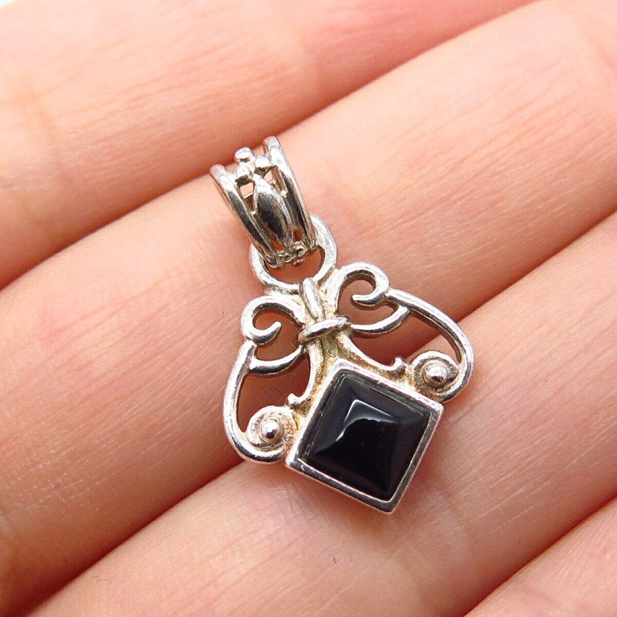 925 Sterling Silver Vintage Avon Real Black Onyx Gemstone Pendant