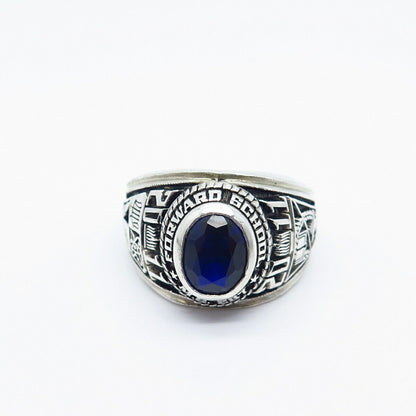 925 Sterling Silver Vintage Reed Blue Glass School Ring Size 8.5