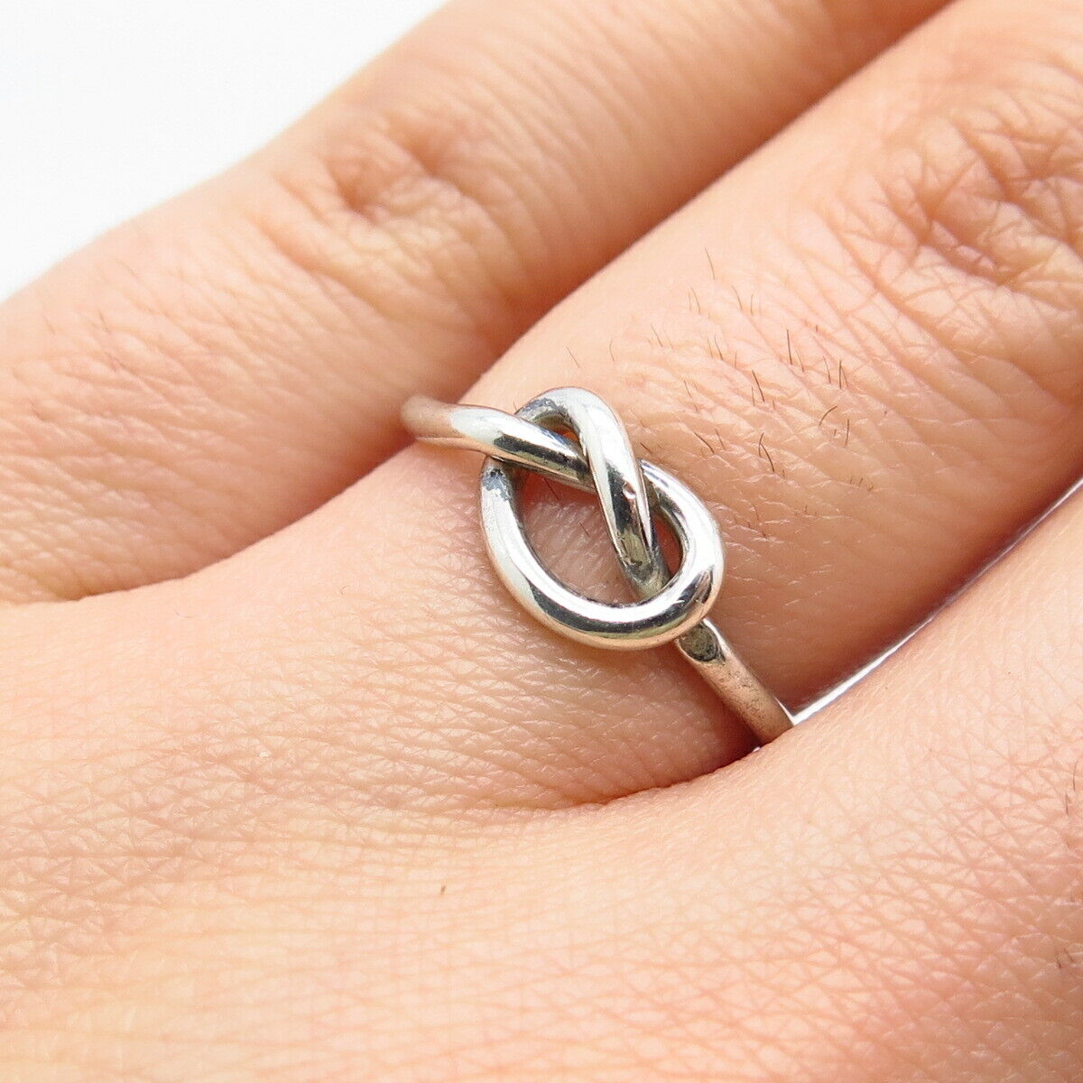 925 Sterling Silver Knot Ring Size 5.75