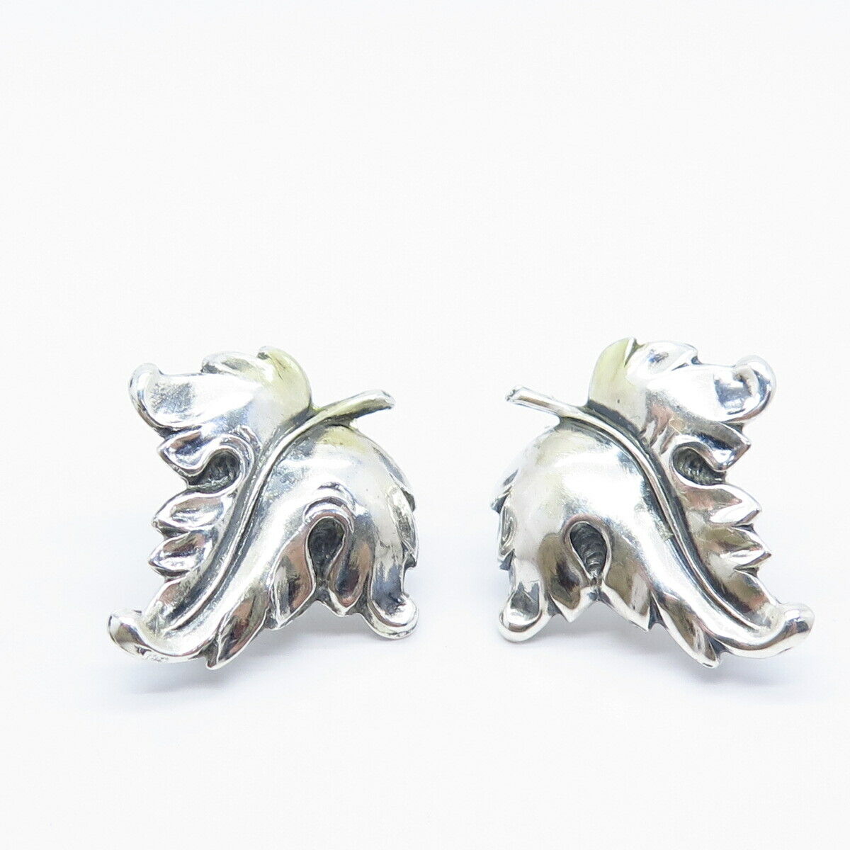 925 Sterling Silver Vintage Leaf Screw Back Earrings