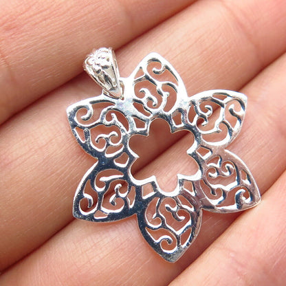 925 Sterling Silver Ornate Floral Pendant