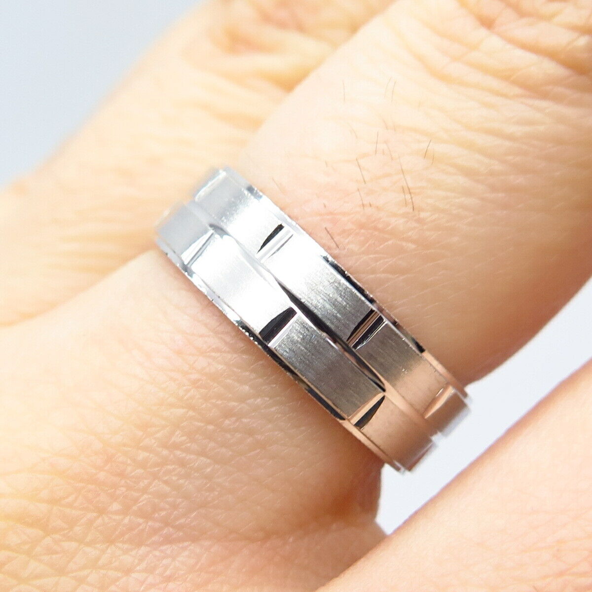 925 Sterling Silver Brick Textured Band Ring Size 6.75