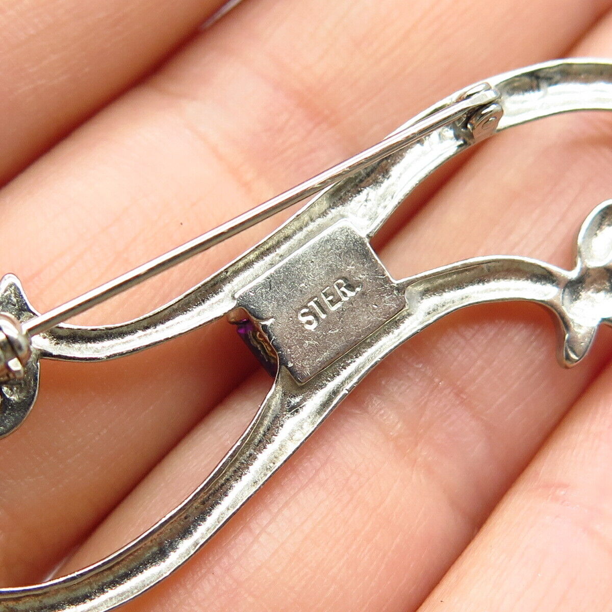 925 Sterling Silver Vintage Purple Rhinestone Modernist Pin Brooch