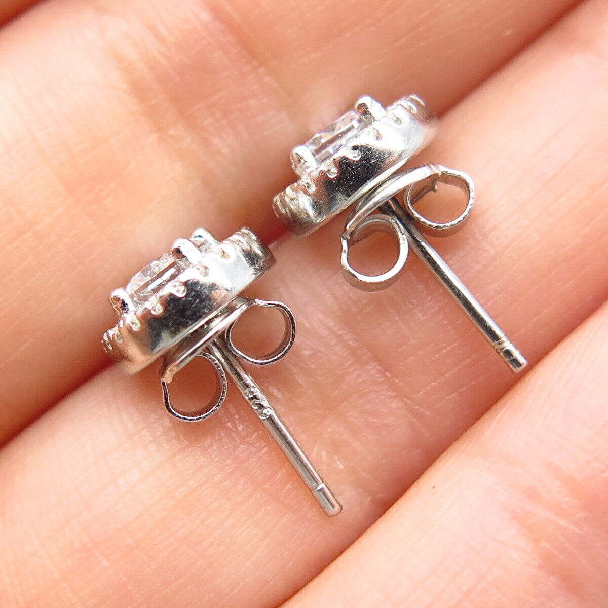 925 Sterling Silver C Z Open Round Stud Earrings