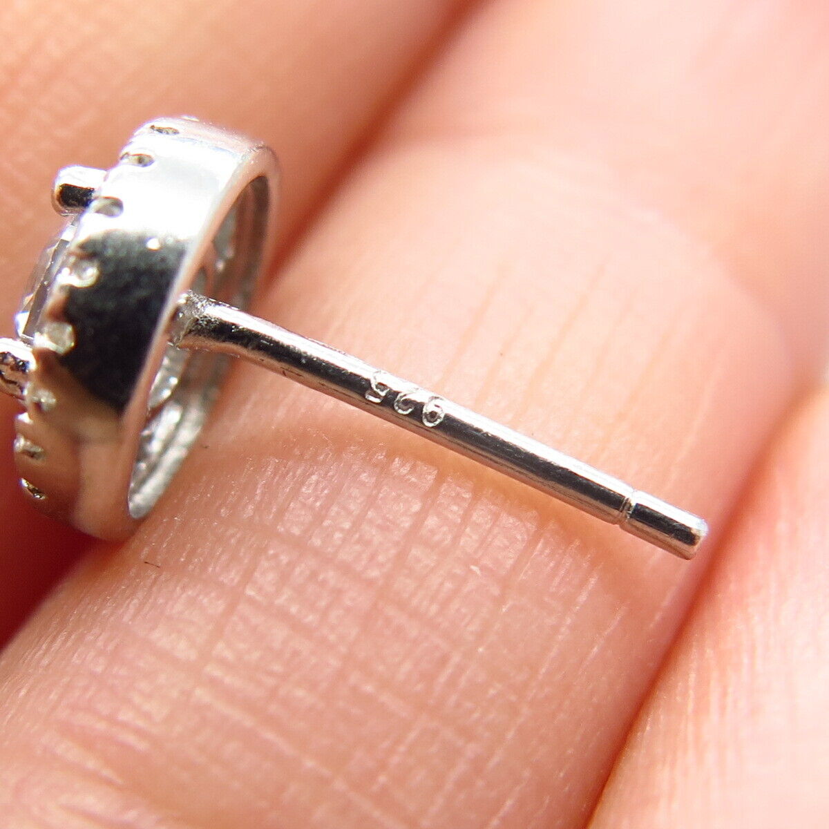 925 Sterling Silver C Z Open Round Stud Earrings