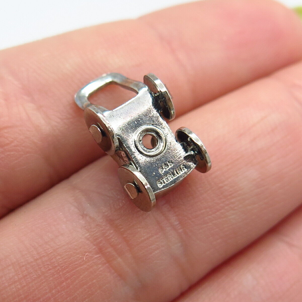 925 Sterling Silver Vintage Cart Pendant