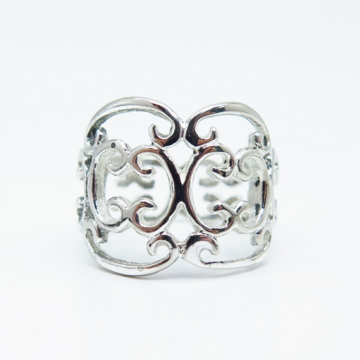 925 Sterling Silver Ornate Ring Size 8