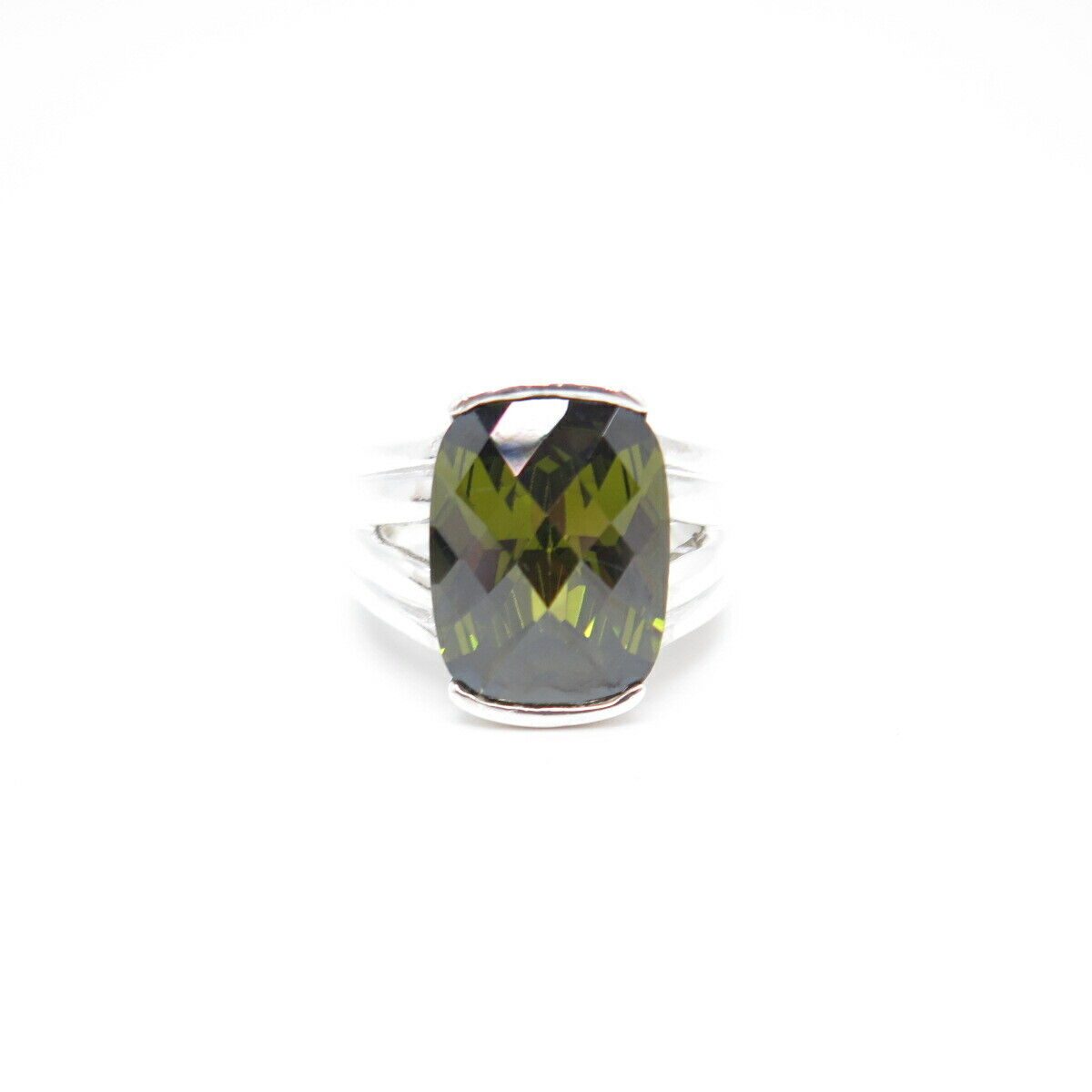 925 Sterling Silver Peridot-Tone C Z Ring Size 6