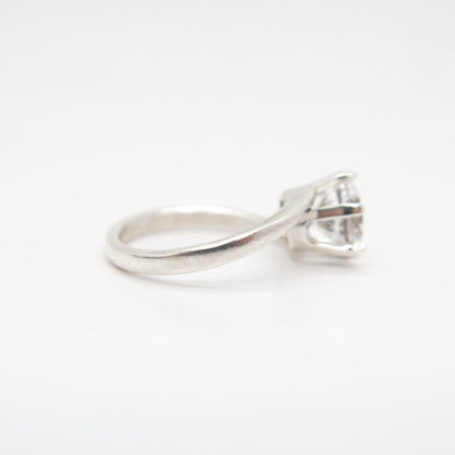 925 Sterling Silver Round-Cut C Z Ring Size 5.5