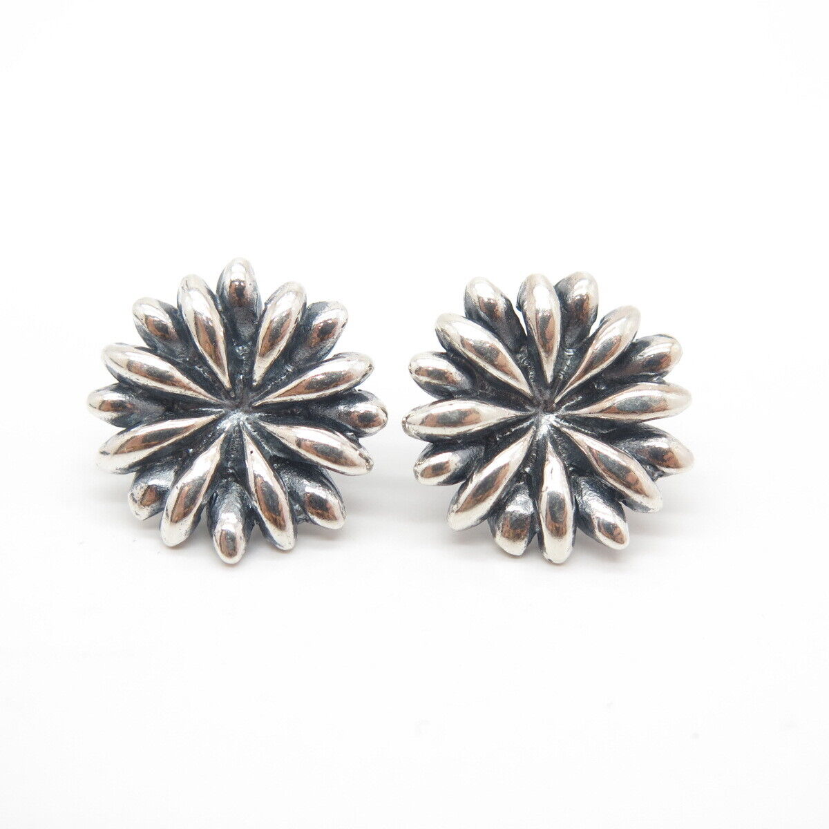 925 Sterling Silver Vintage Floral Sud Earrings