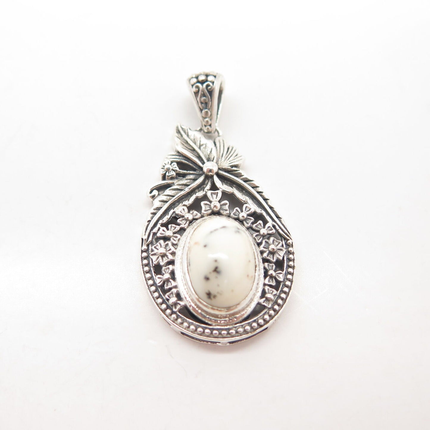 925 Sterling Silver Vintage Real White Turquoise Gem Floral Leaf Pendant