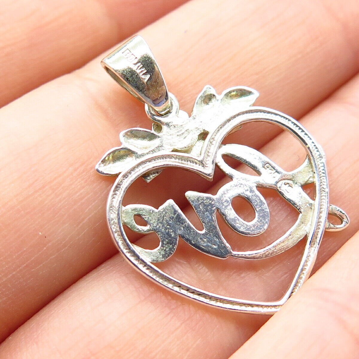 925 Sterling Silver Vintage "Love" Heart Floral Leaf Pendant