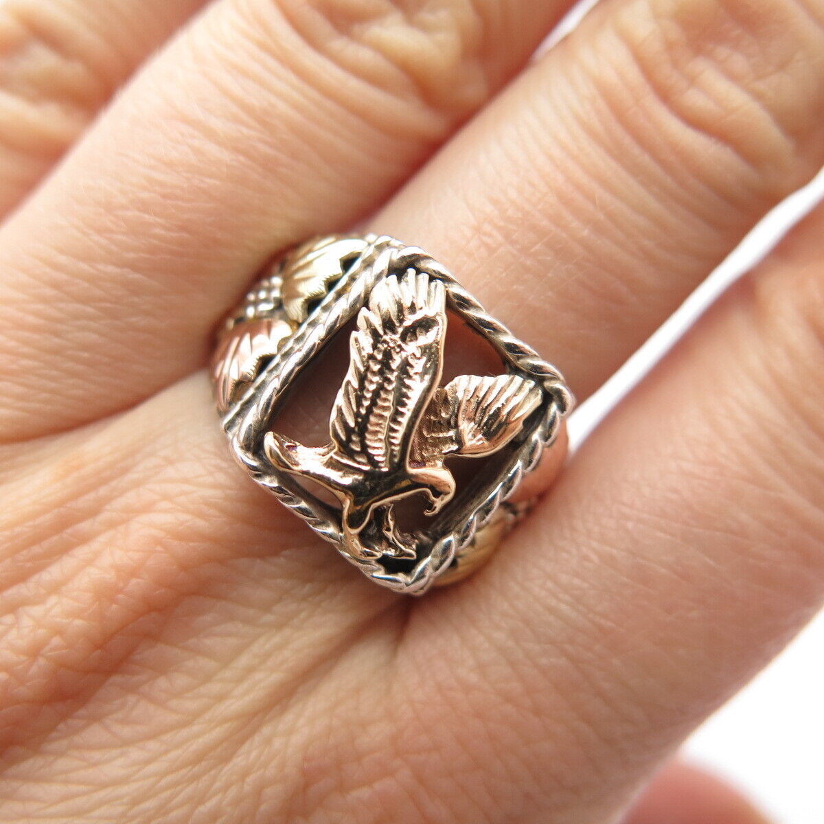 925 Sterling Silver / 10K Gold Vintage Eagle Leaf Ring Size 9.25