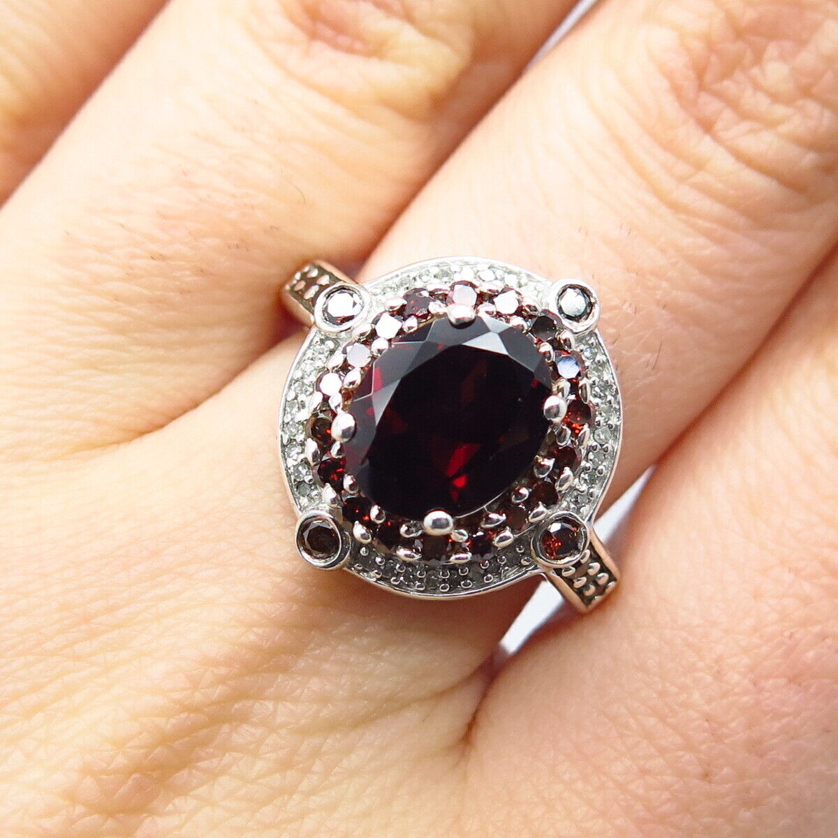 925 Sterling Silver Real White Brown Diamond & Red Garnet Gemstone Ring Size 8