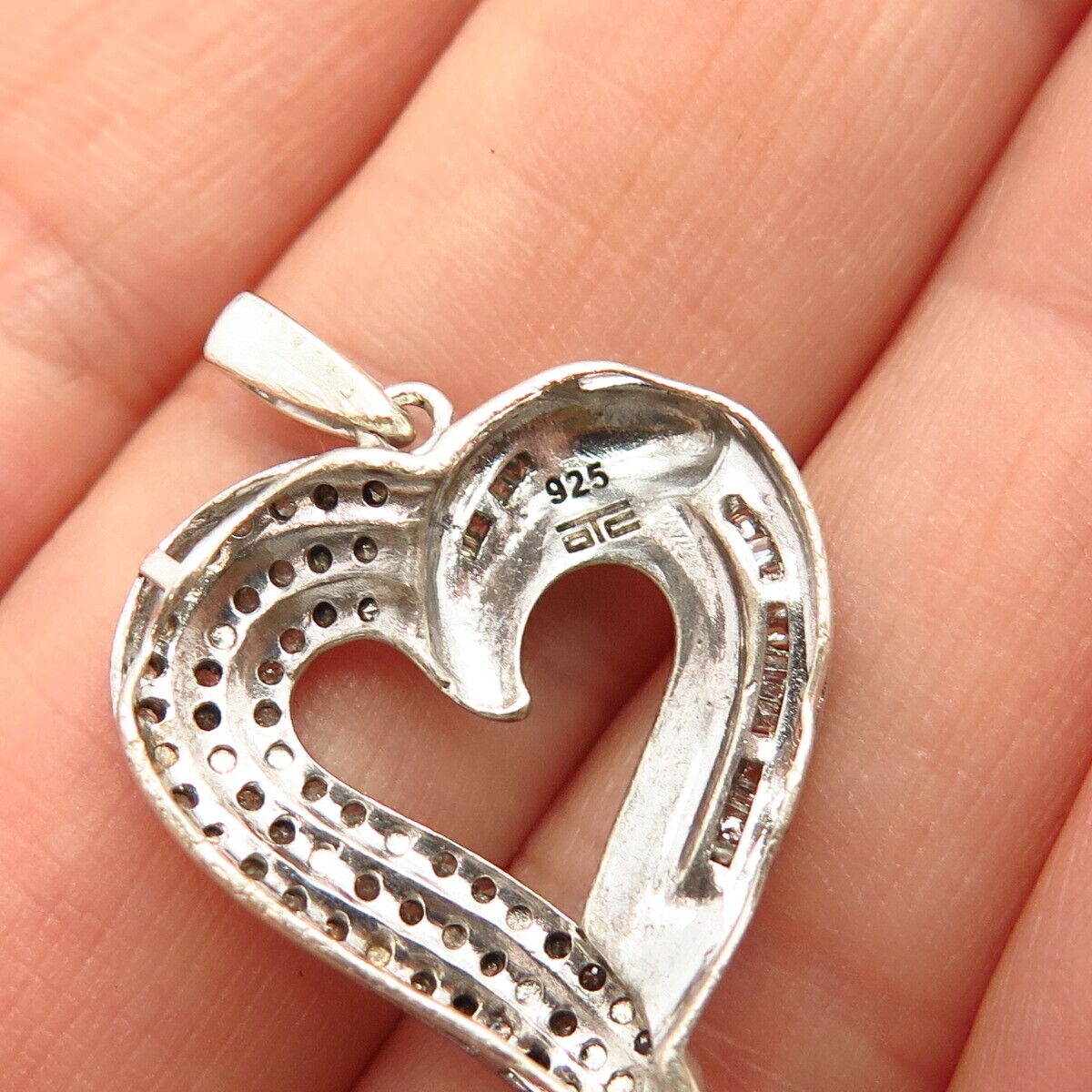 925 Sterling Silver Real Diamond Open Heart Design Pendant