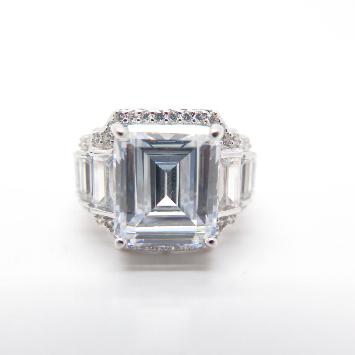 925 Sterling Silver Radiant-Cut C Z Wide Ring Size 5.75