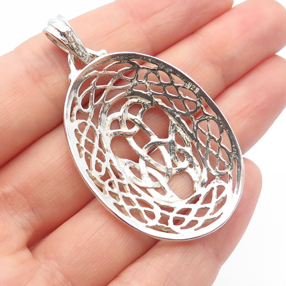 925 Sterling Silver Vintage Celtic Oval Pendant