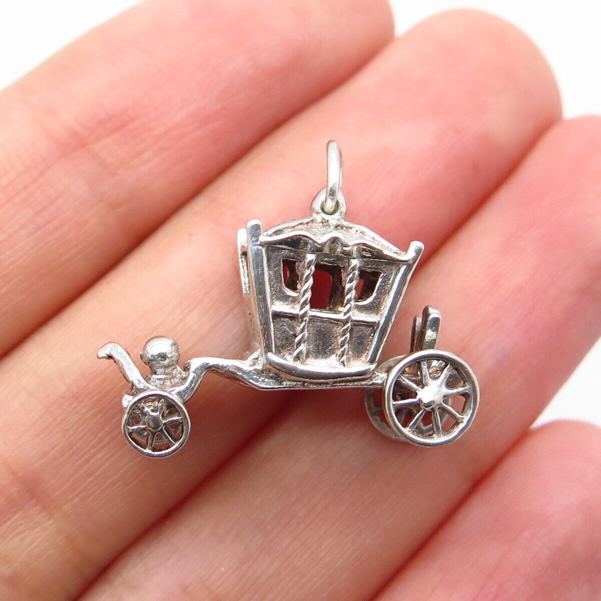 925 Sterling Silver Vintage Carriage Pendant