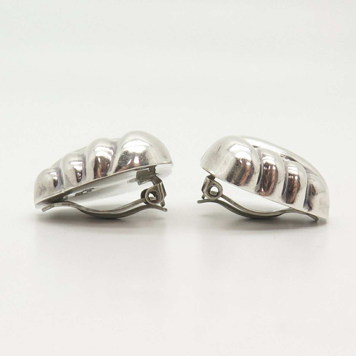 925 Sterling Silver Vintage Ribbed Hollow Clip On Earrings