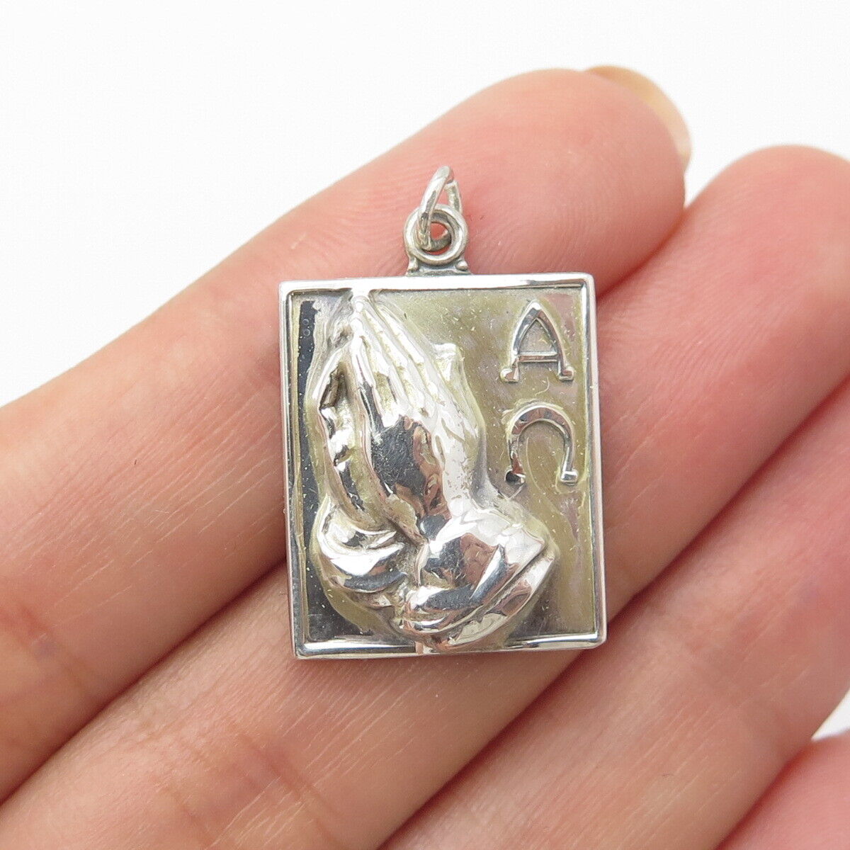 925 Sterling Silver Vintage Hayward Hands in Prayer Religious Charm Pendant