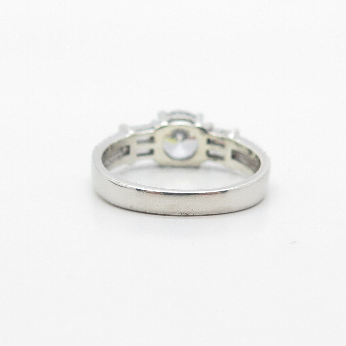 S925 Sterling Silver C Z Ring Size 8