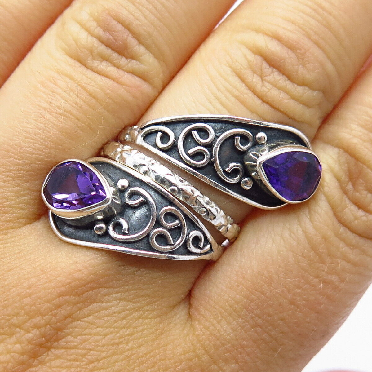 925 Sterling Silver Vintage Real Amethyst Gem Spiral Ring Size 7 1/4