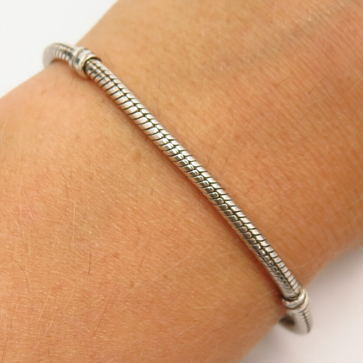 925 Sterling Silver Station Herringbone Link Bracelet 6 3/4"