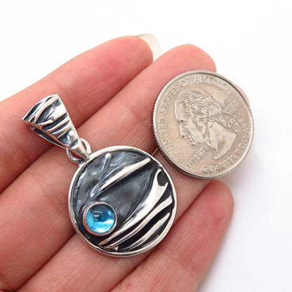 950 Silver Real Blue Topaz Gemstone Wrinkled Design Round Pendant