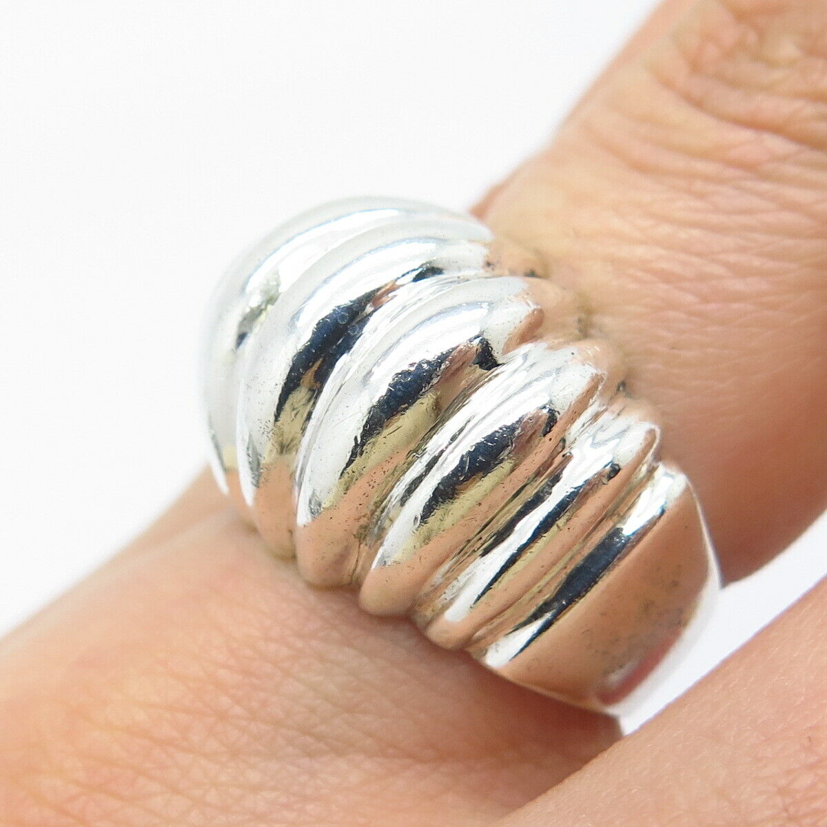 925 Sterling Silver Vintage Mexico Ribbed Domed Ring Size 7.5