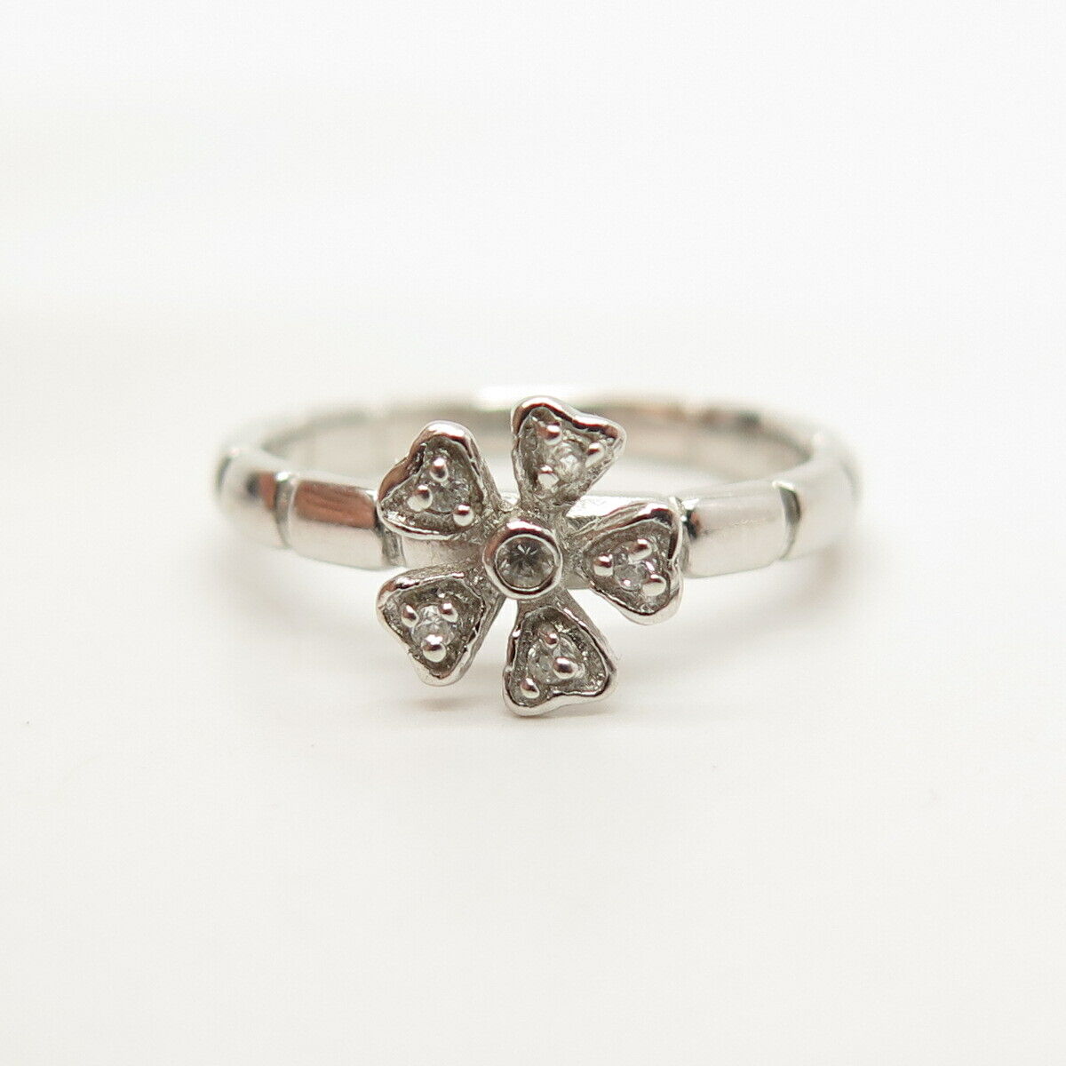 925 Sterling Silver C Z Floral Design Ring Size 5