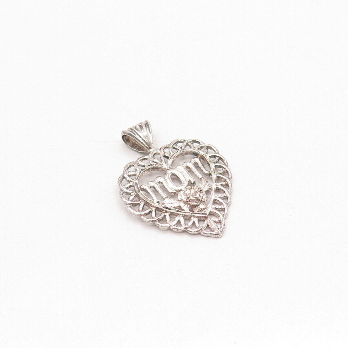 925 Sterling Silver Vintage "MOM" Floral Heart Pendant