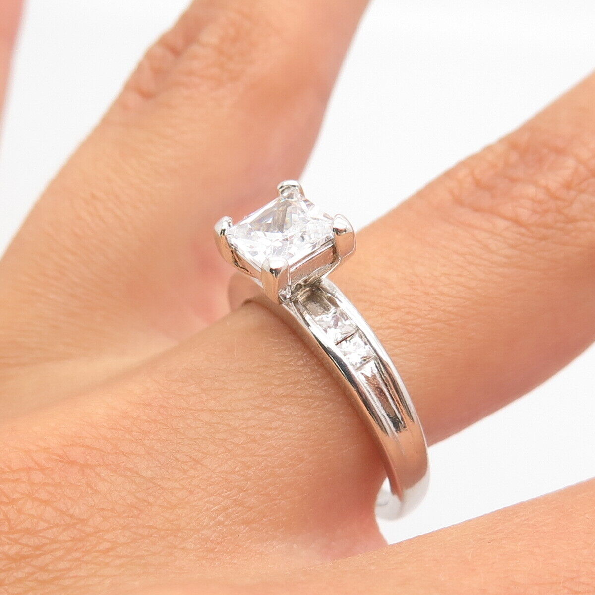 925 Sterling Silver Princess-Cut C Z Ring Size 7.75
