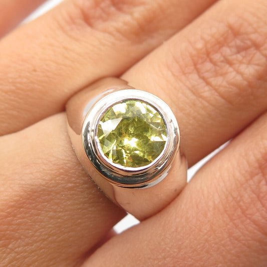 925 Sterling Silver / 14K Gold Vintage Real Peridot Gem Round Ring Size 6.75