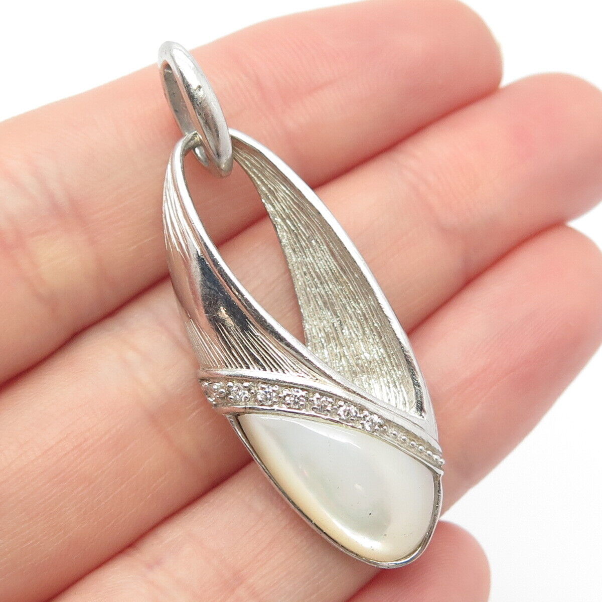 925 Sterling Silver Real Mother-of-Pearl & C Z Pendant