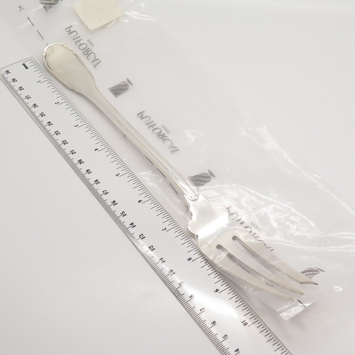 925 Sterling Silver Paris PUIFORCAT Brand-New "Noailles" Collection Serving Fork