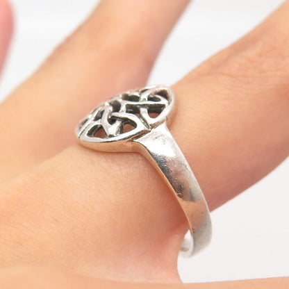 925 Sterling Silver Vintage Round Triquetra Celtic Ring Size 9