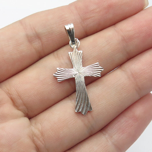 925 Sterling Silver Vintage Ribbed Religious Cross Pendant