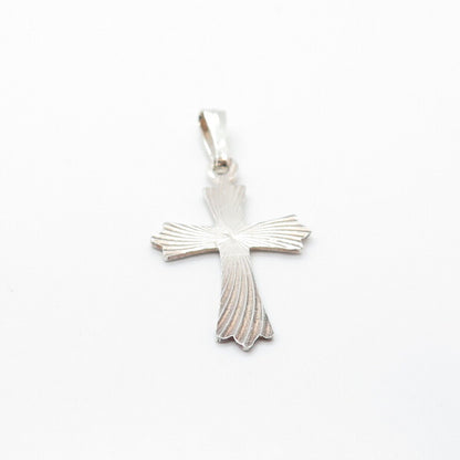 925 Sterling Silver Vintage Ribbed Religious Cross Pendant