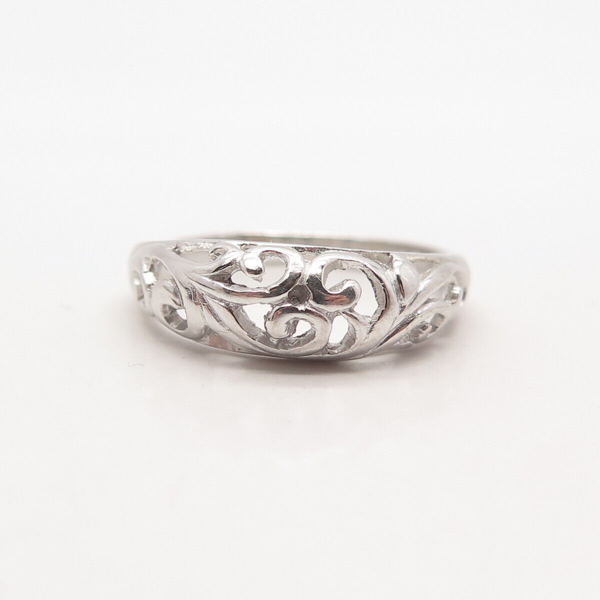 925 Sterling Silver Ornate Swirl Ring Size 8