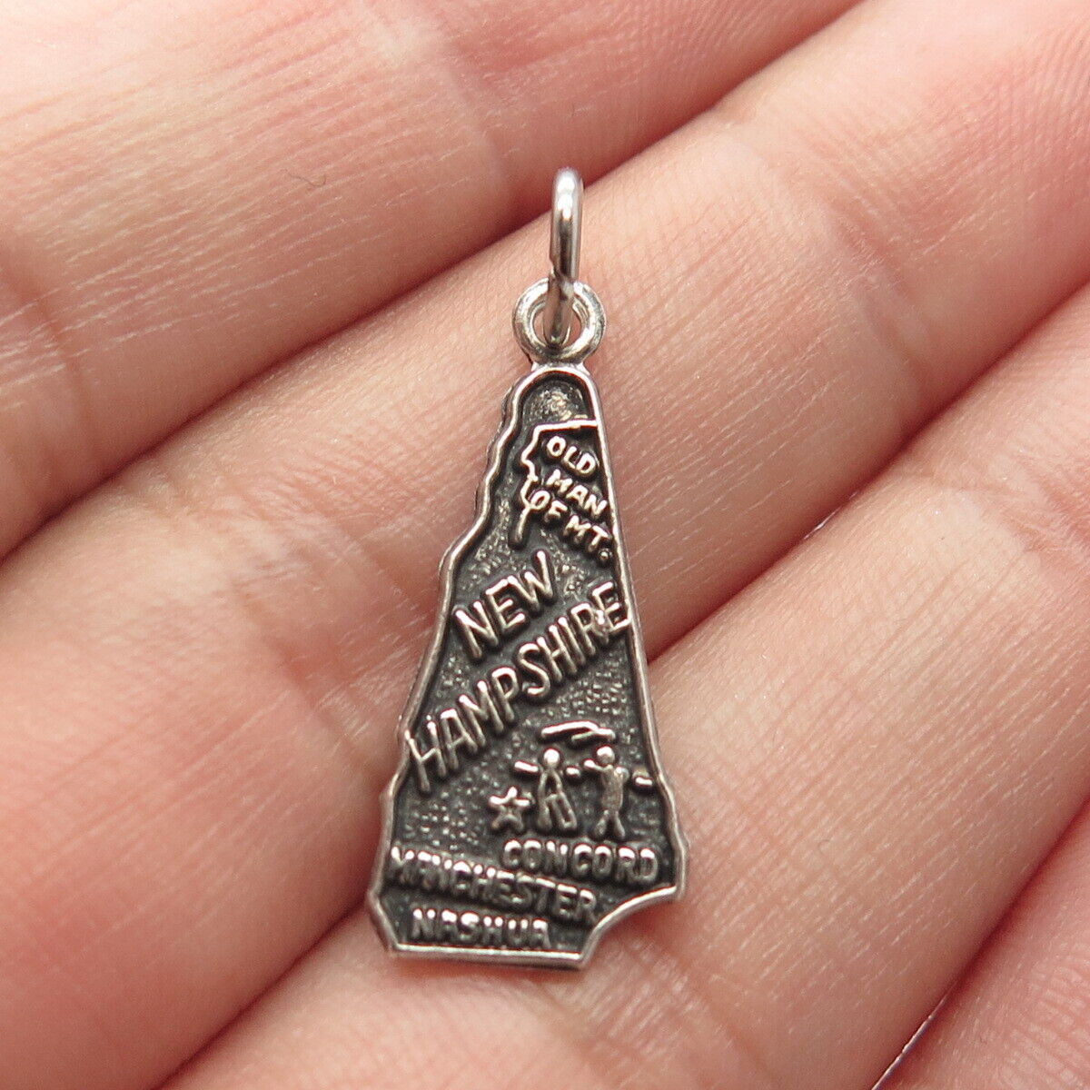 925 Sterling Silver Vintage "New Hampshire" State Map Pendant