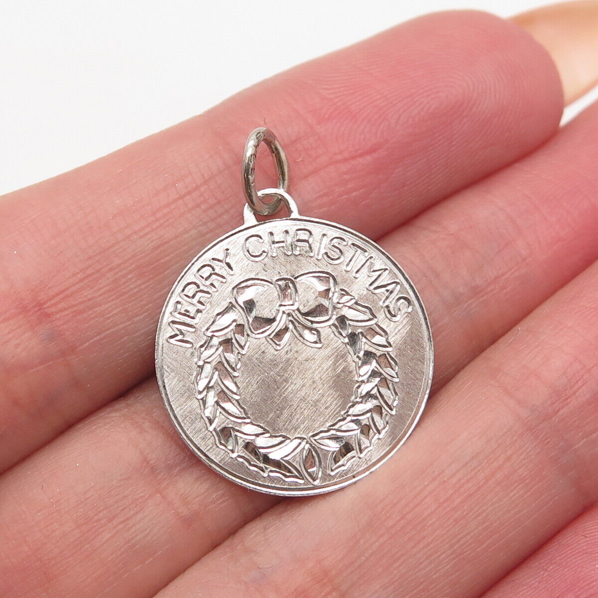 925 Sterling Silver Vintage Beau "Merry Christmas" Round Pendant