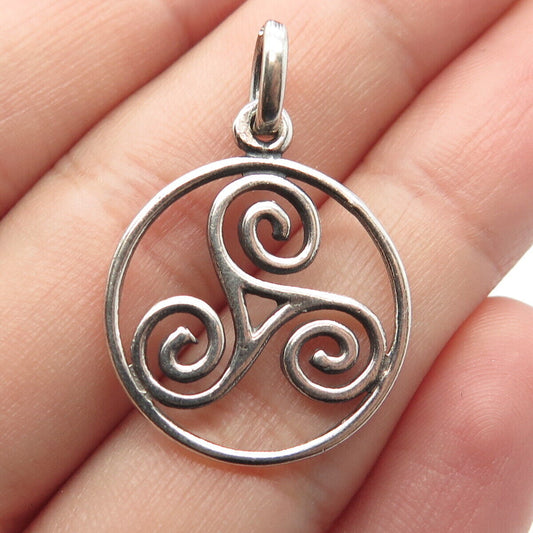 925 Sterling Silver Vintage Spinner Round Pendant