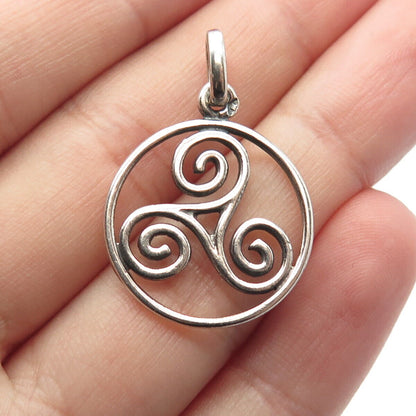 925 Sterling Silver Vintage Spinner Round Pendant