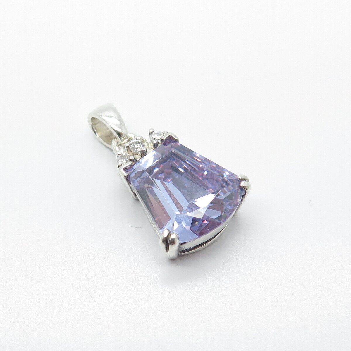 925 Sterling Silver Vintage Lavender & White C Z Pendant