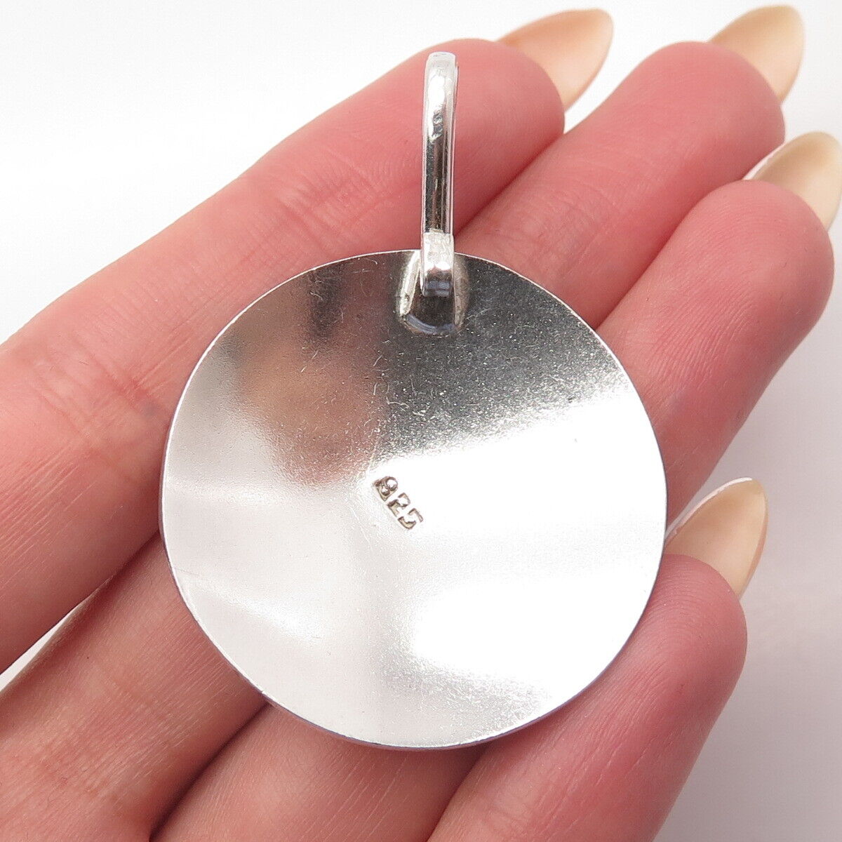 925 Sterling Silver 2-Tone Vintage Starfish Round Pendant