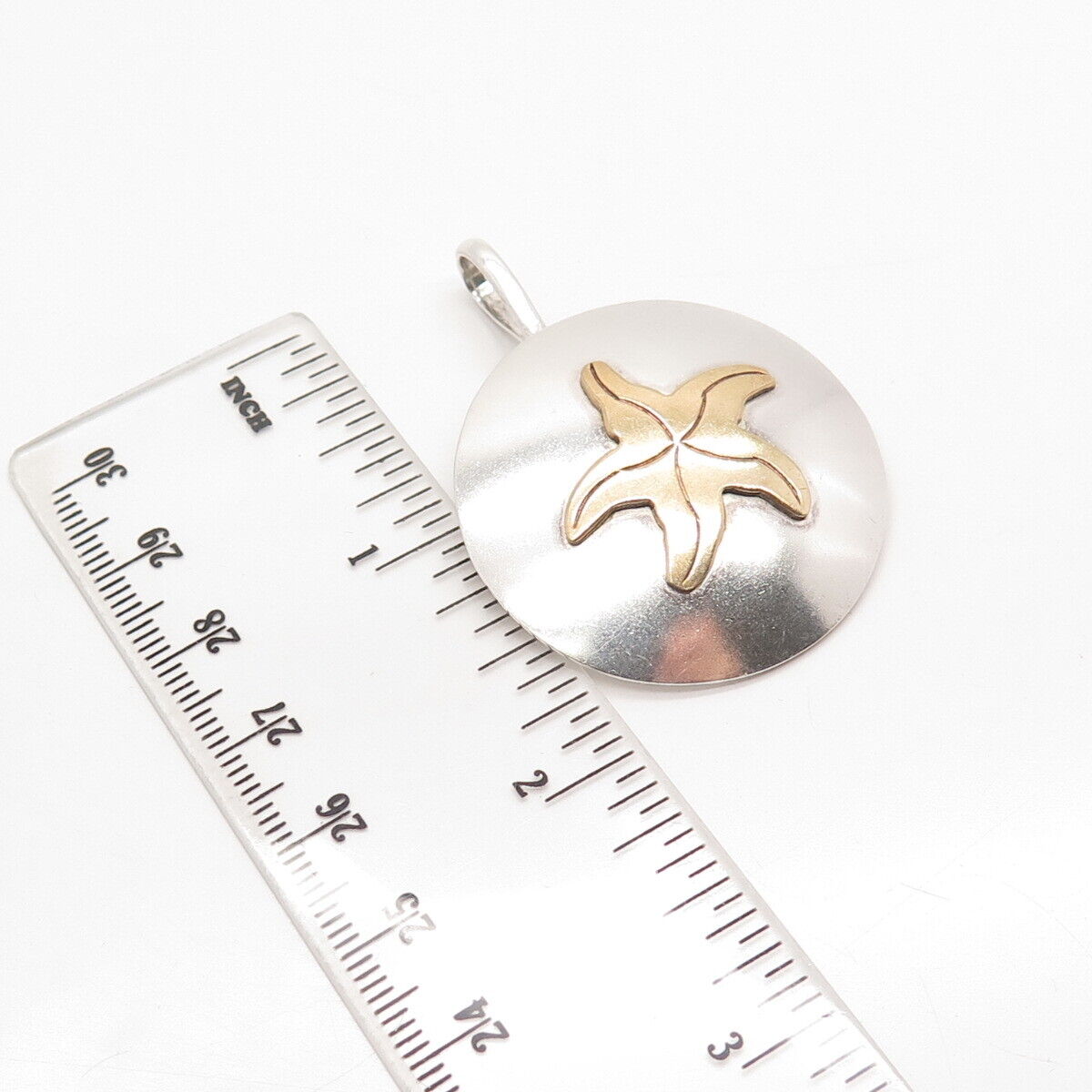 925 Sterling Silver 2-Tone Vintage Starfish Round Pendant