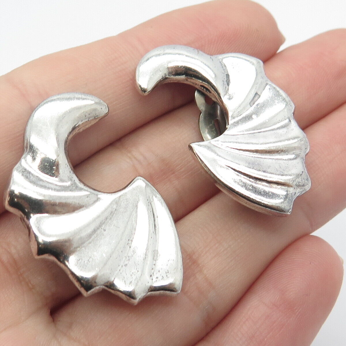 925 Sterling Silver Vintage Mexico Shell Clip On Earrings