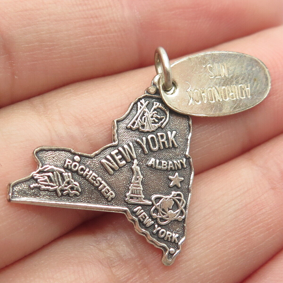 925 Sterling Silver Vintage "New York" State Map Charm Pendant